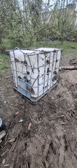 Mauzer 1000l na szambo