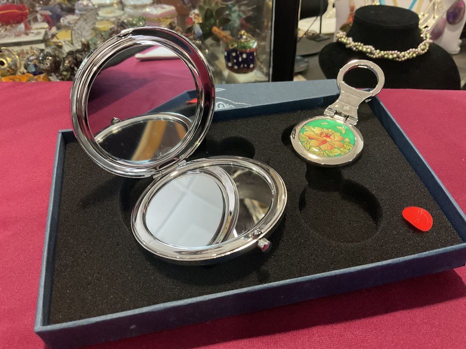 Estojo espelho e porta chaves decoração mother of pearl