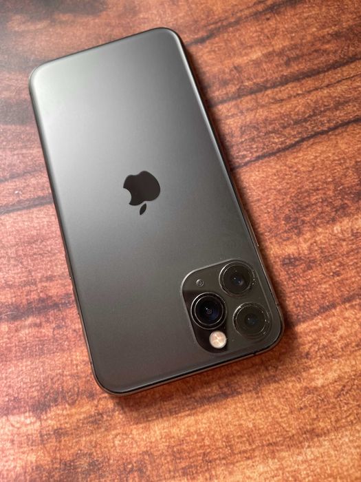 iPhone 11 Pro 64GB Cinza Desbloqueado Com Novo