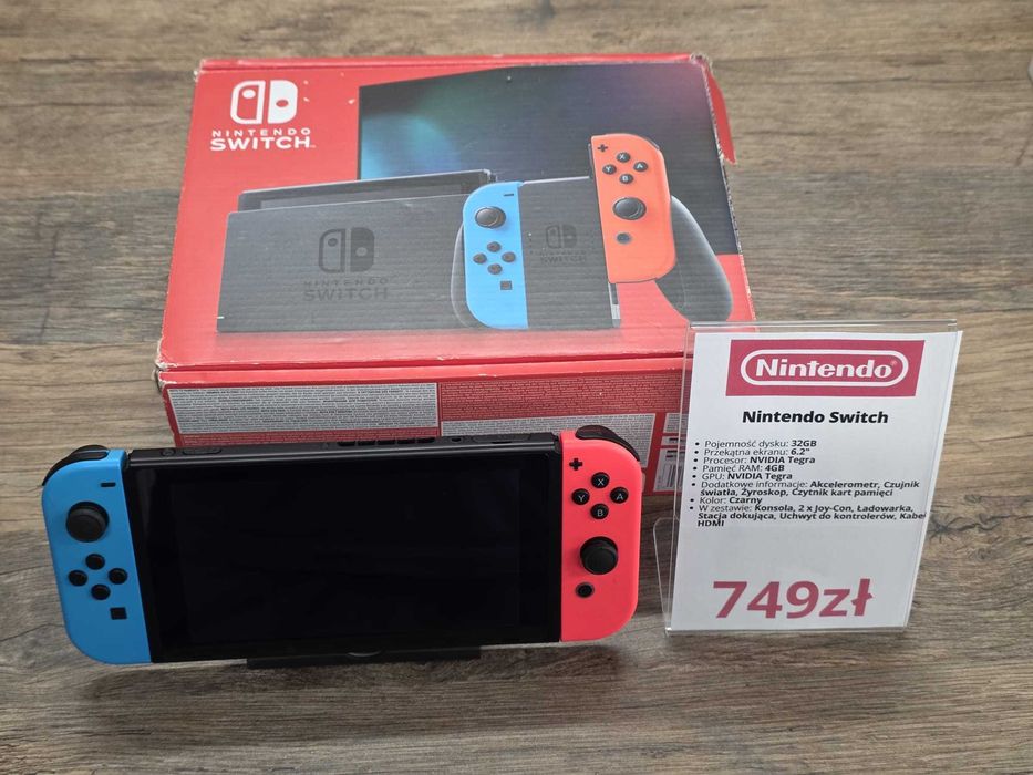Konsola Nintendo Switch + akcesoria stan bardzo dobry gwarancja