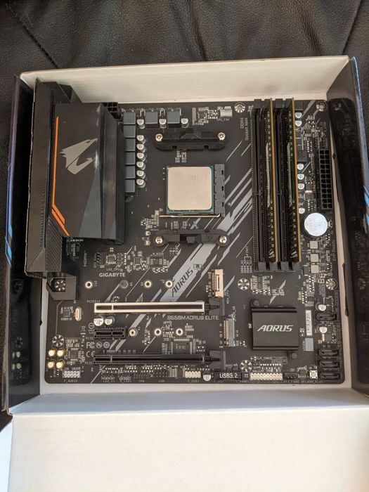 Conjunto Ryzen am4 motherboard, processador e ram