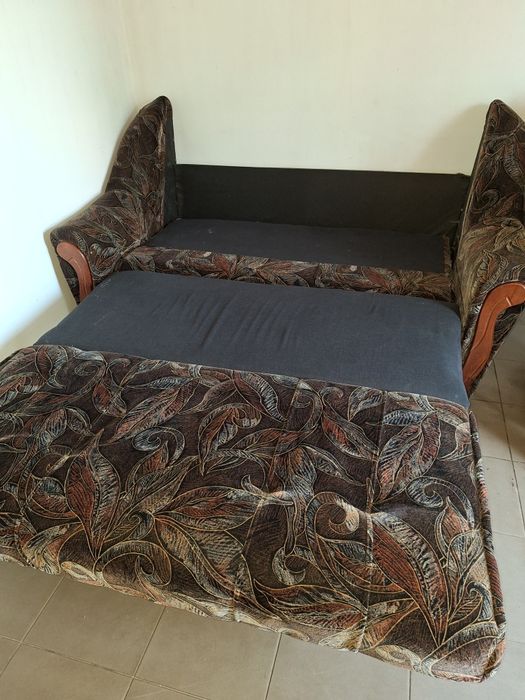 Диван розкладний темно кольоровий велюр