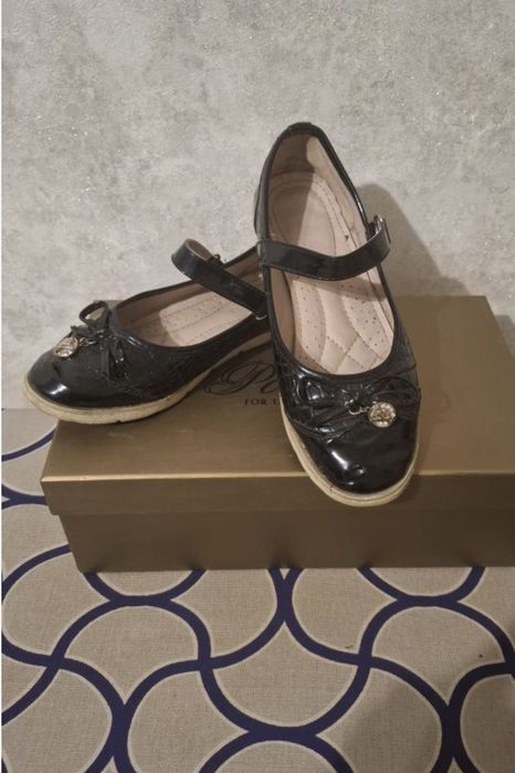 Безкоштовно Туфлі дівчинці 32-33р