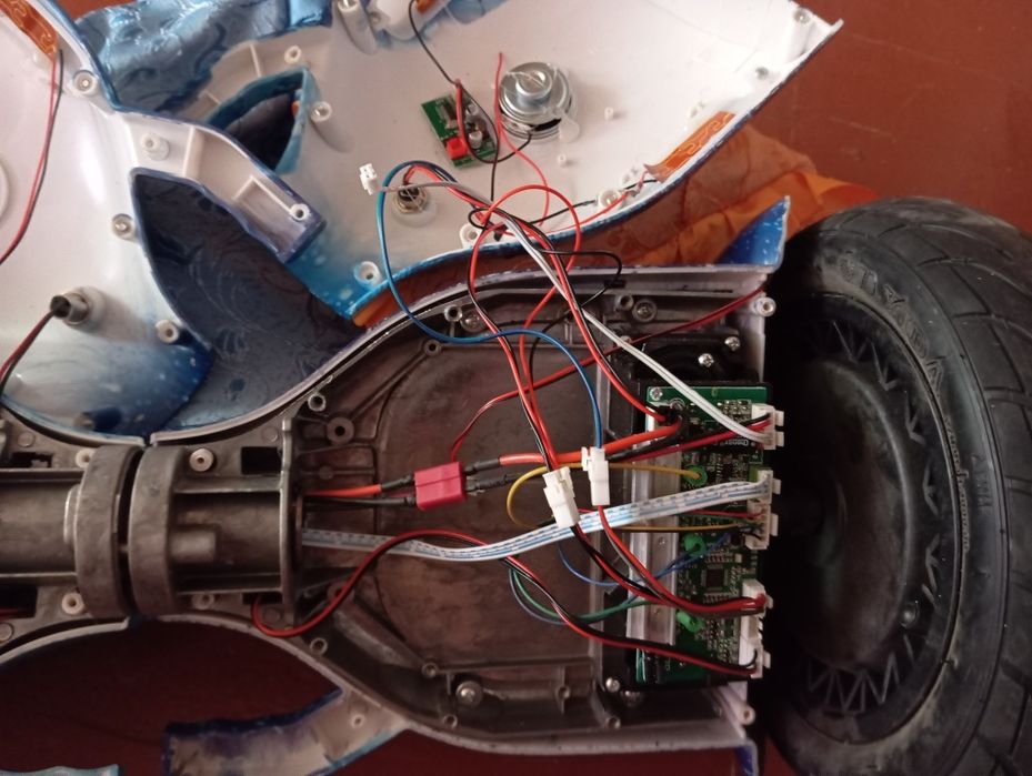 продам гіроборд на запчастини