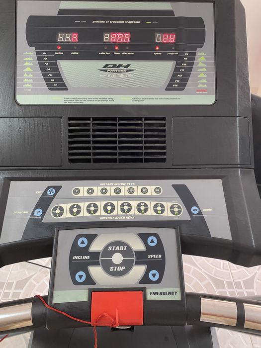 Passadeira elétrica ZX9000 BH Fitness