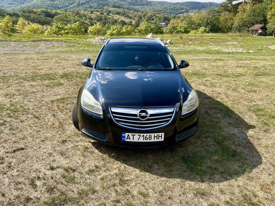 Опель інсікніа Opel Insignia