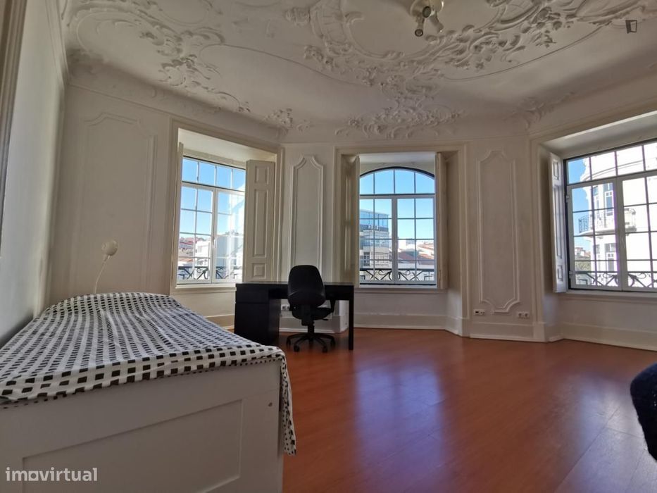 Quarto - localizado em Arroios Lisbon