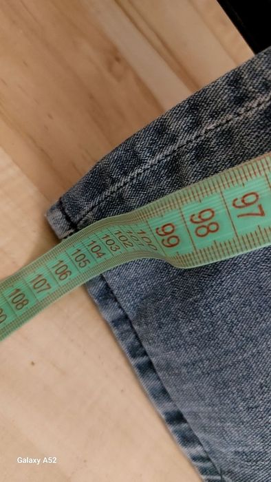 продаю супер легк1 л1тн1 джинси Colins