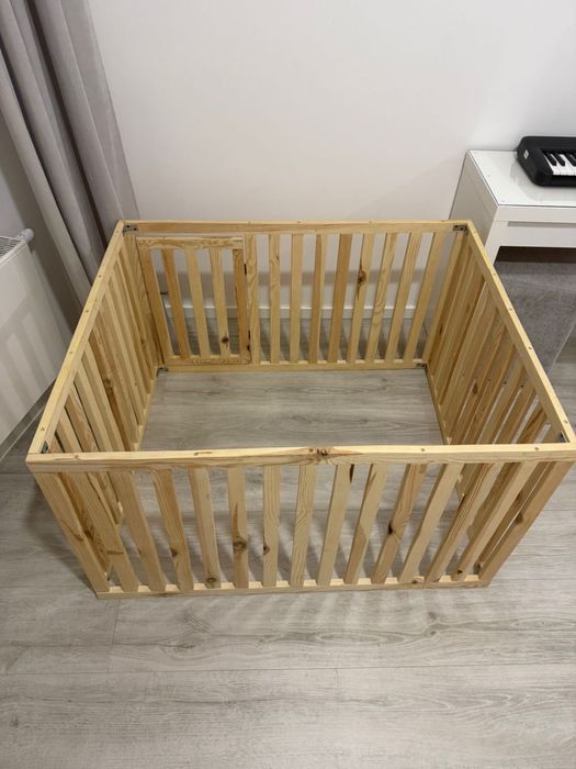 Манеж деревяний для тварин