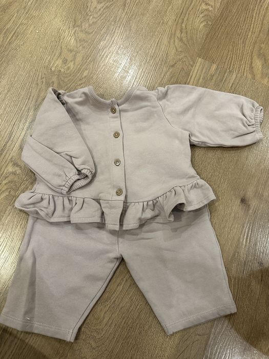 Теплий і красивий комплект для дівчинки на флісі