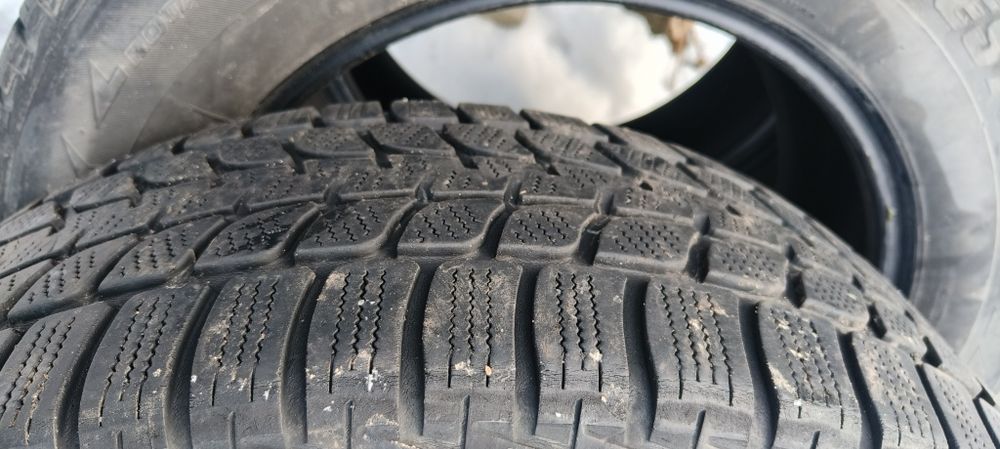 Opony zimowe Bridgestone 225/65/17