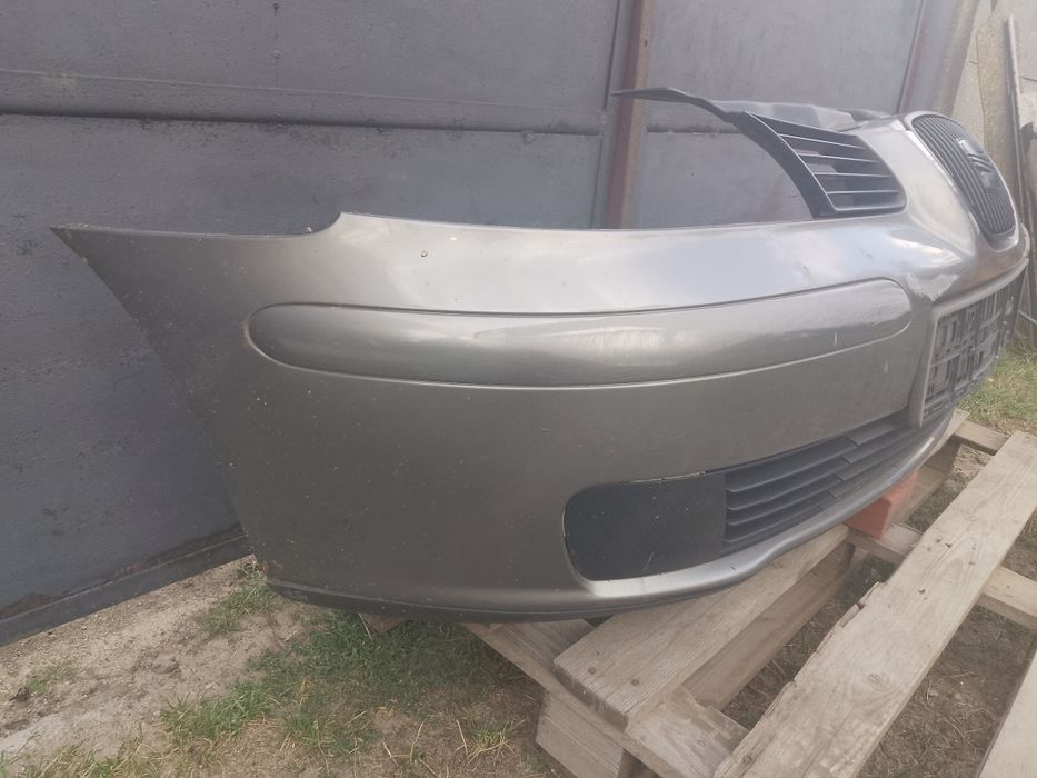 Seat Ibiza 3 III 6L Zderzak Przód Przedni