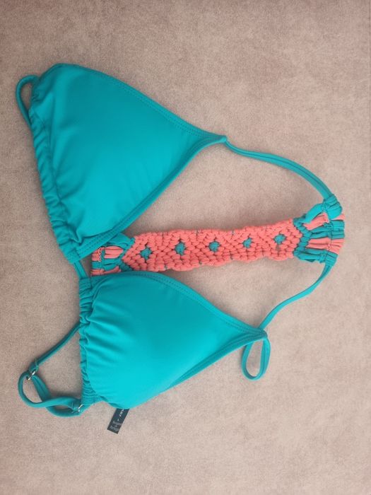 Bikini azul, marca MO