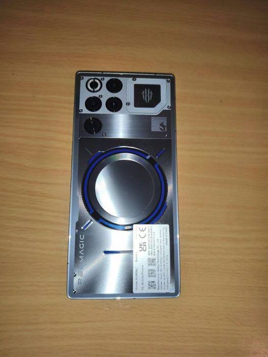 Redmagic 11 Pro 16GB+512GB / Subzero