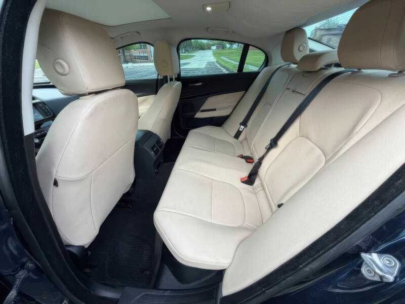 2018 Jaguar XE 25t Premium