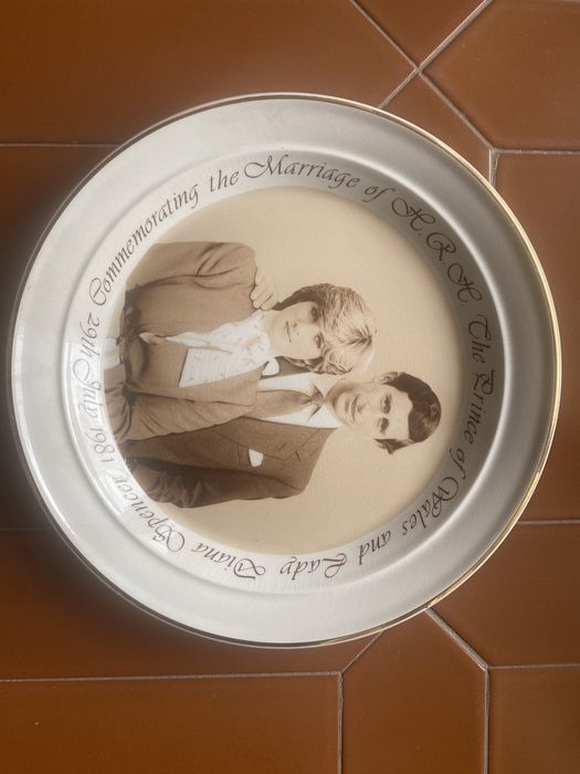 Prato comemorativo casamento Carlos e Diana, Principes de Gales