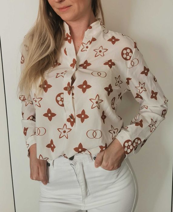 Kremowa lekka wzorzysta koszula