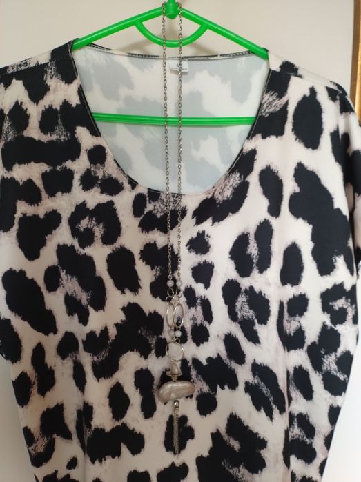 Sprzedam dwuczęściowy komplet