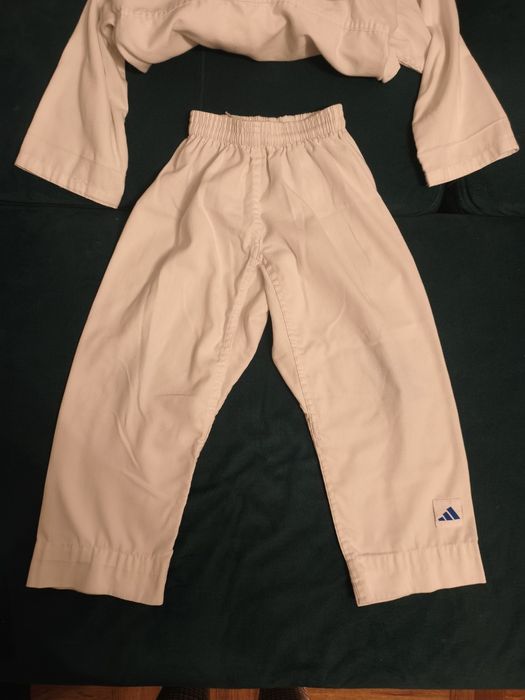 Karategi, kimono dla dziecka 130/140 adidas, strój na karate