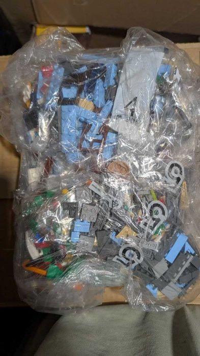 Конструктор LEGO Creator Візит Санти (10293)