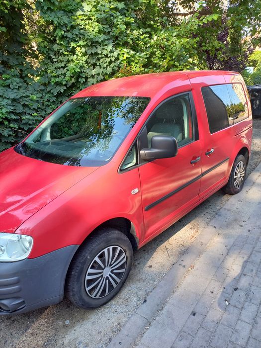 Samochód volkswagen caddy