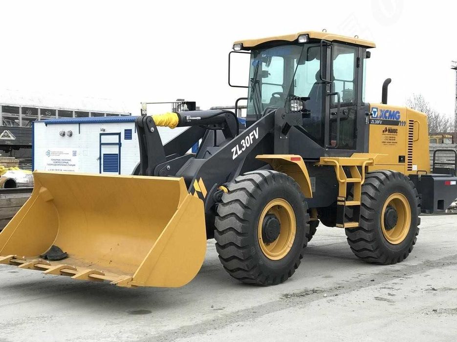 Послуги, Самоскид, Екскаватор / Міні-екскаватор Автовишка