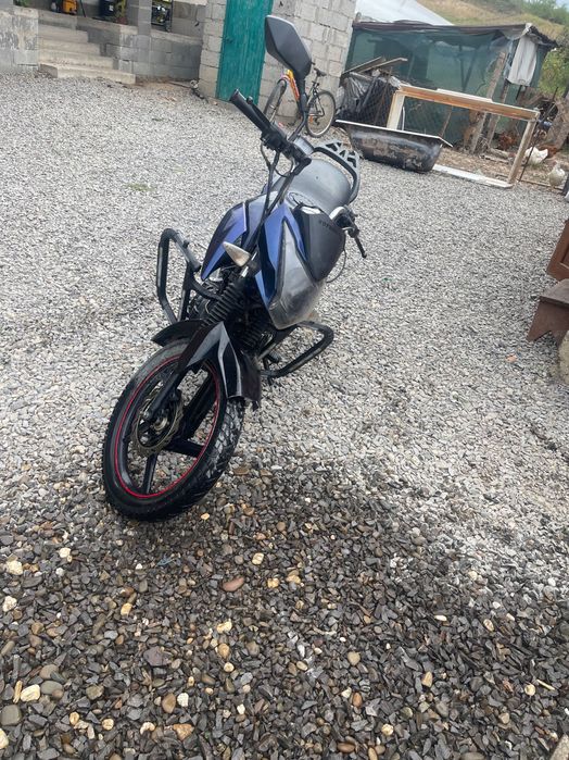 Lifan250 кубів .