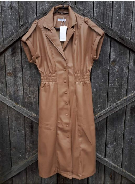 Beżowa brązowa sukienka Reserved M