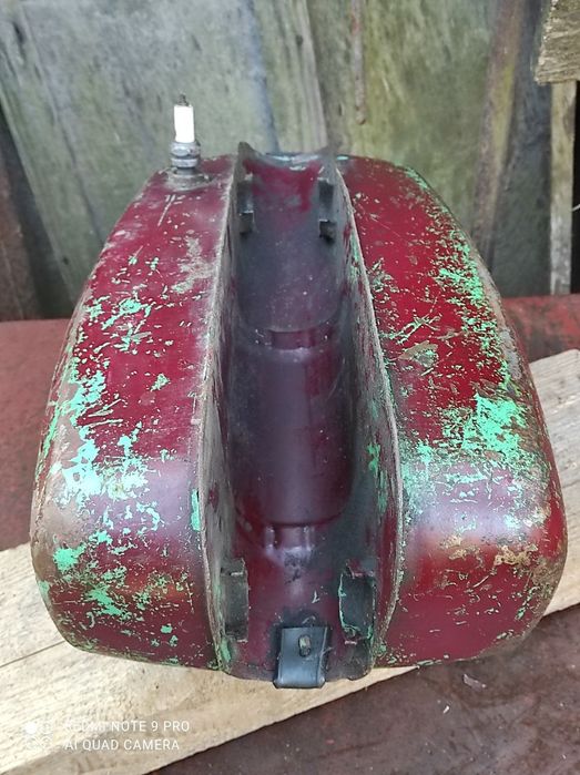 Продам на мотоцикл Восход 3 бак б/ у.