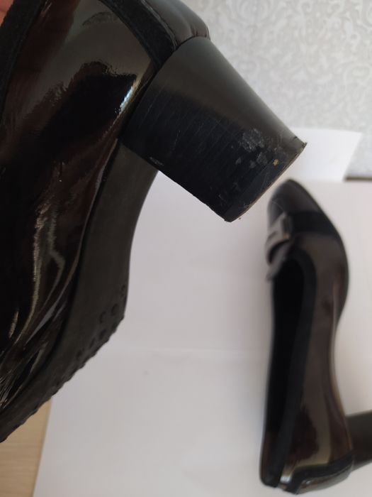 Италия,   кожаные туфли 38-39 р.