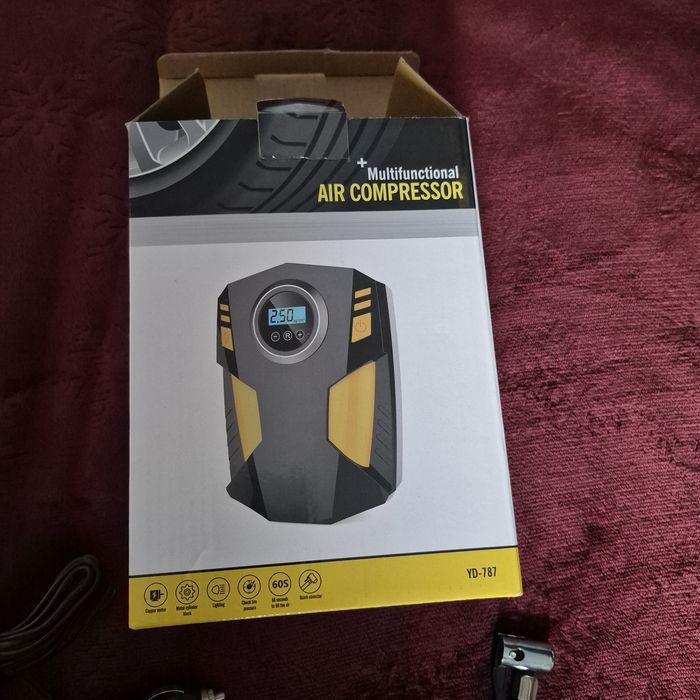 Kompresor samochodowy 12V pompka samochodowa LED cyfrowa 150 PSI NOWA