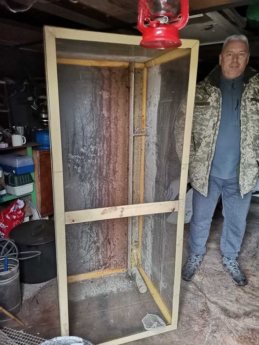 ПРОДАМ акваріум з оргскла