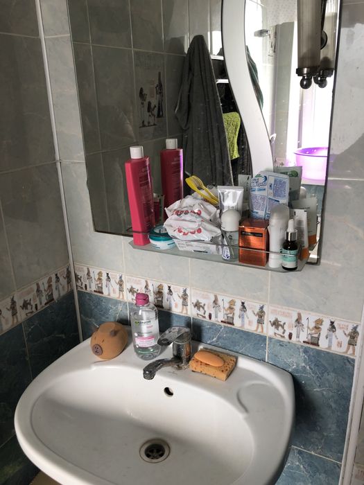 Продам 3-х комнатную квартиру в р-не восьмиквартирная