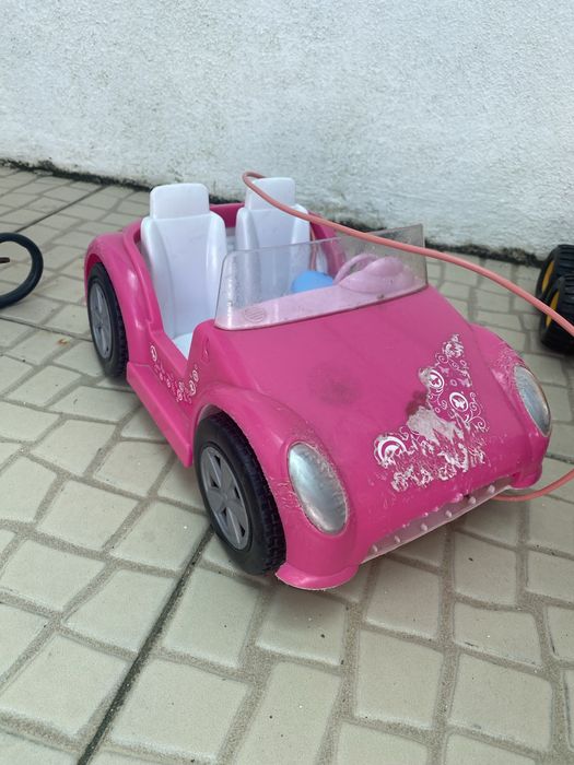 Carro da Barbie com pega para puxar
