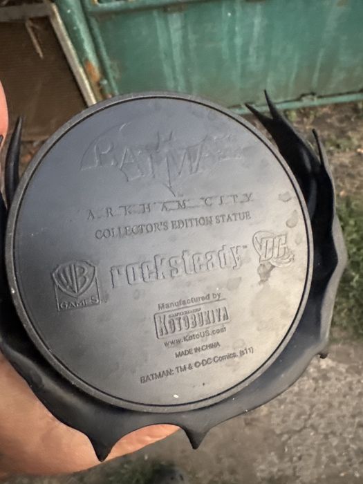 Статуэтка Batman