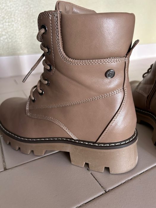 Botas de senhora, como novas (NOVO PREÇO!)