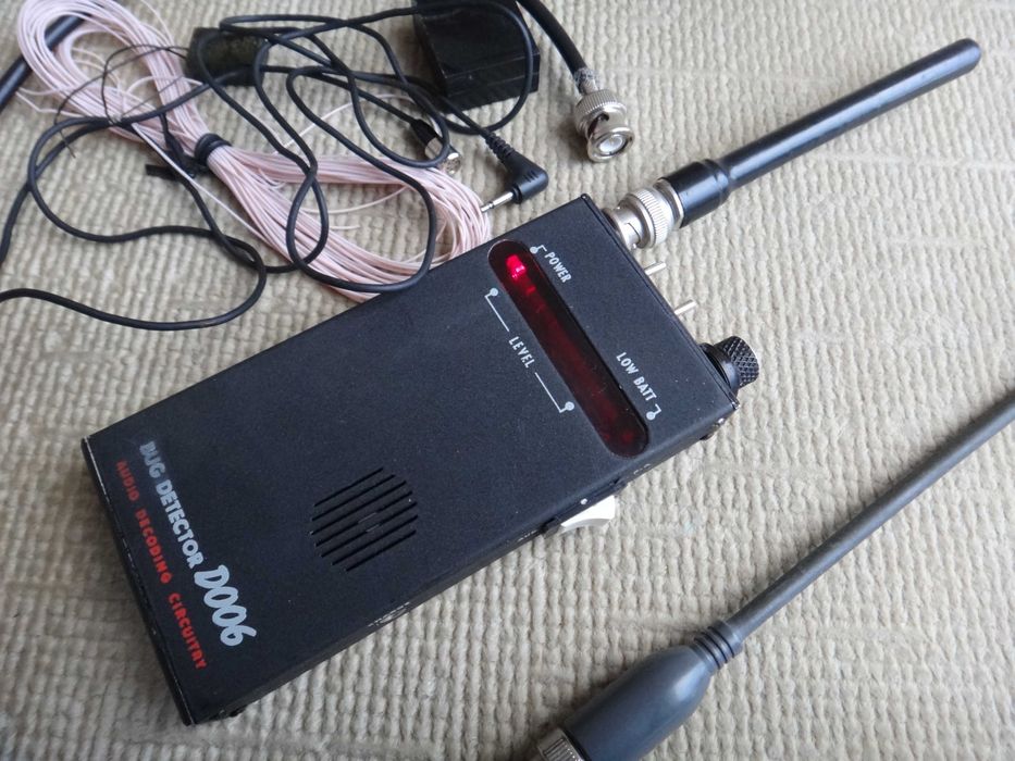 Индикатор поля Bug Detector D006, поисковый прибор