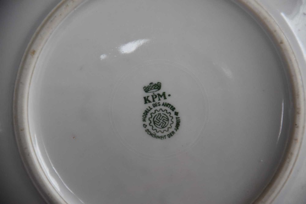 Talerz obiadowy KPM Wałbrzych 24 cm Niemiecki Front Pracy