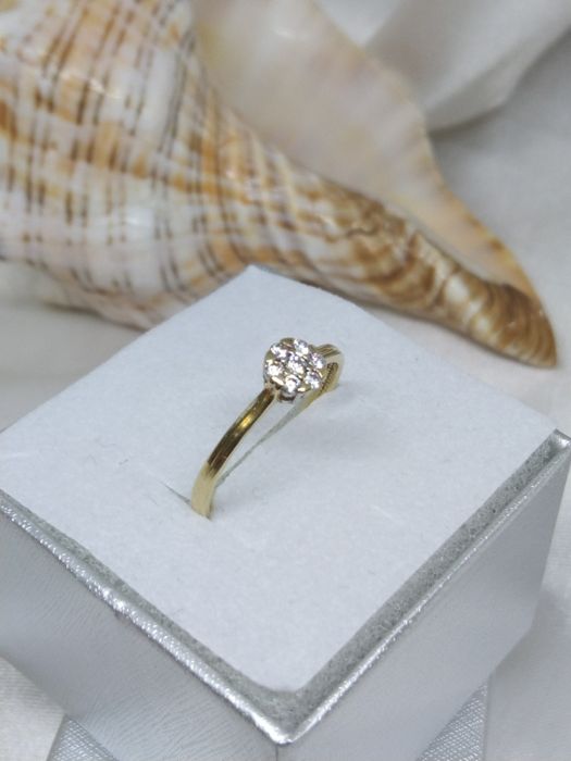 Piękny złoty pierścionek z cyrkoniami, złoto 585, rozmiar 12