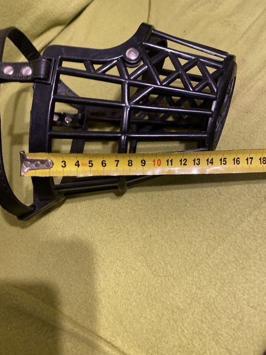 Намордник пластиковий новий