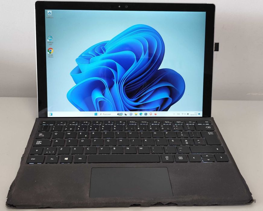 Portatil surface pro 4
