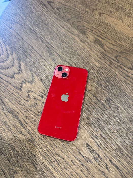 iPhone 13 – 256GB (Excelente estado)