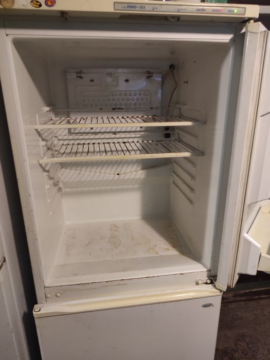Продам холодильник
