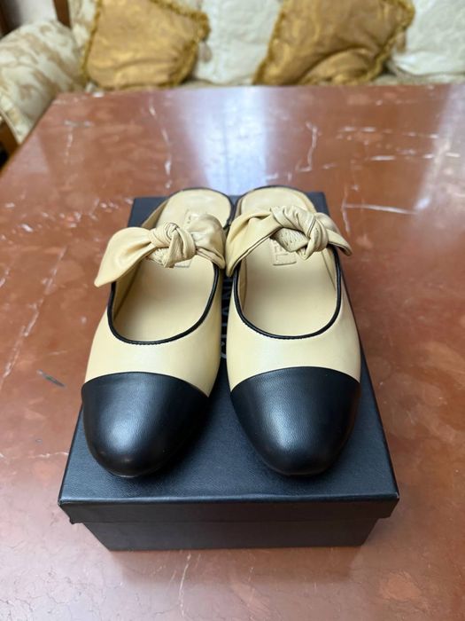 Мюлі від Шанель оригінал