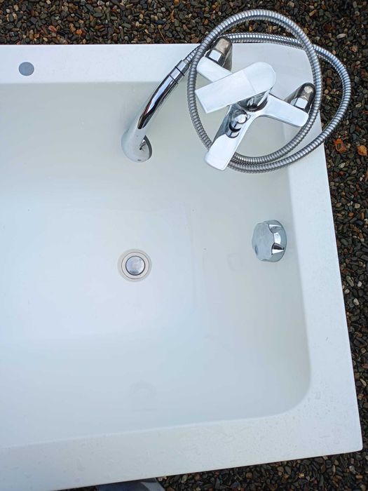 Wanna 170x70 komplet ze stelażem, kran z prysznicem i odpływem aut.