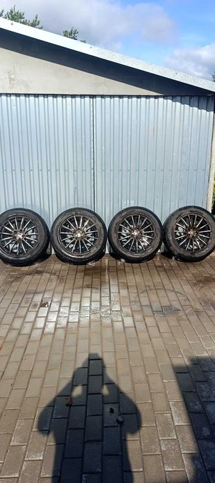 Alufelgi Mazda cx-7 wielosezonowe 4x4 Barum 235/60/18r