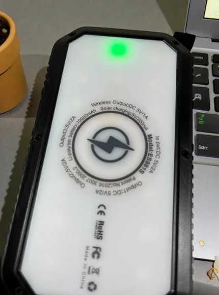NOVA Powerbank 20000mAh - Carregamento sem Fios, LEDs