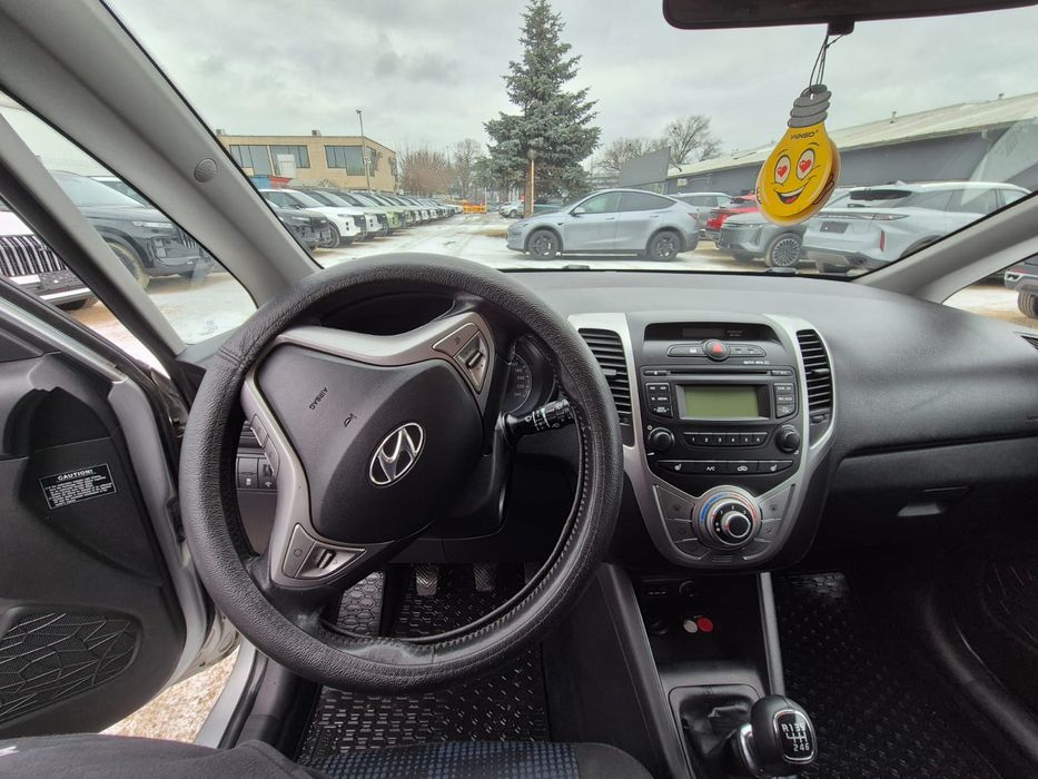 Hyundai ix20 po drobnej szkodzie parkingowej