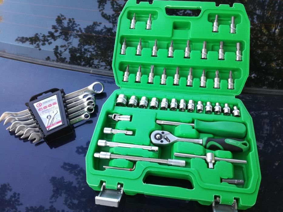 Набор инструментов. Набор ключей. Трещотка 1/4