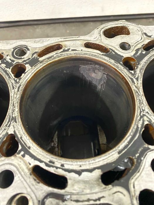 Блок двигуна двигателя Mazda 3 6 MPS CX-7 CX7 2.3 06-12р Під гільзовку